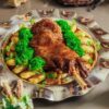 Paleta de cordeiro com batatas ao murro e brócolis
